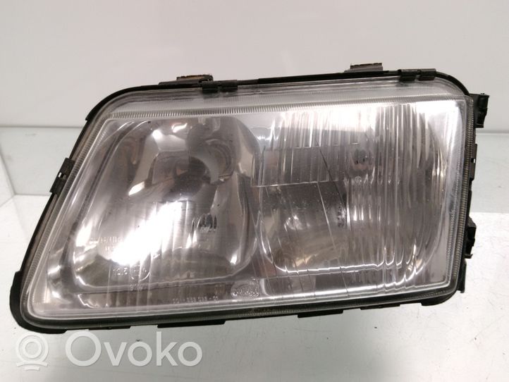 Audi A3 S3 8L Lampa przednia 96303500