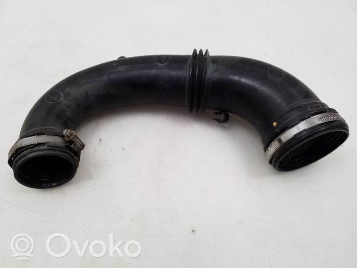 Nissan Primastar Część rury dolotu powietrza 8200396908