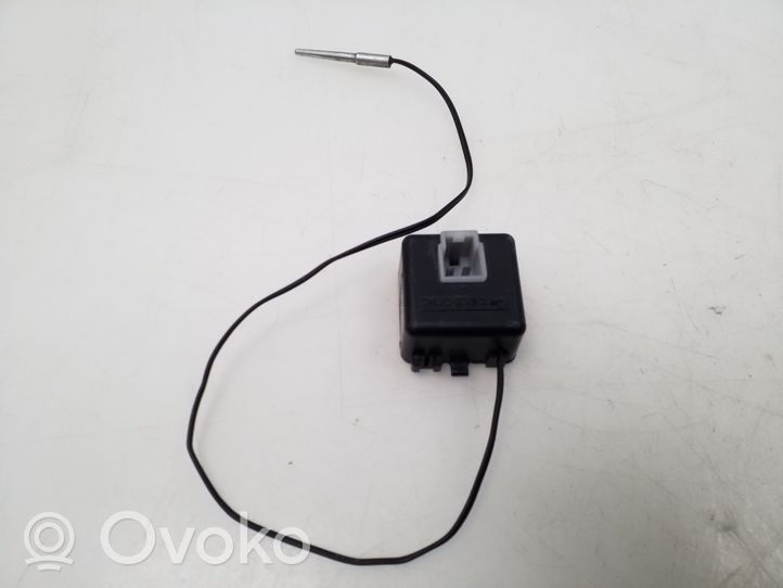 Nissan Terrano Sensor de temperatura interna 2Y95065820