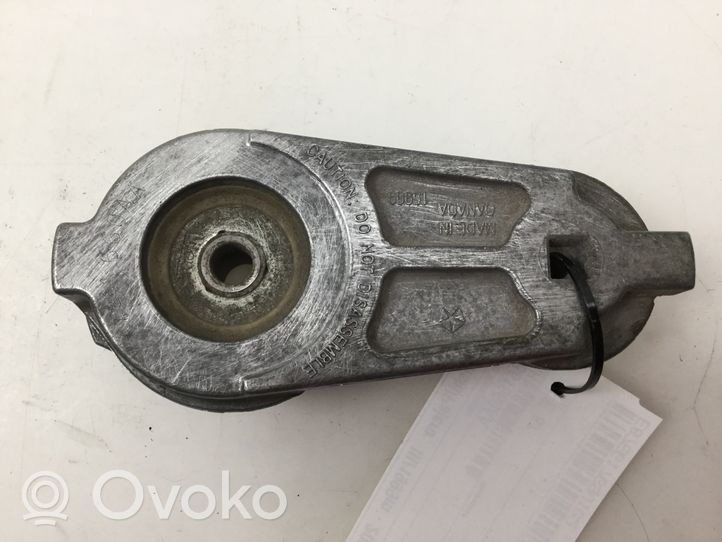 Mitsubishi Pajero Riemenspanner Spannrolle Zahnriemen / Steuerkette 04861660AA