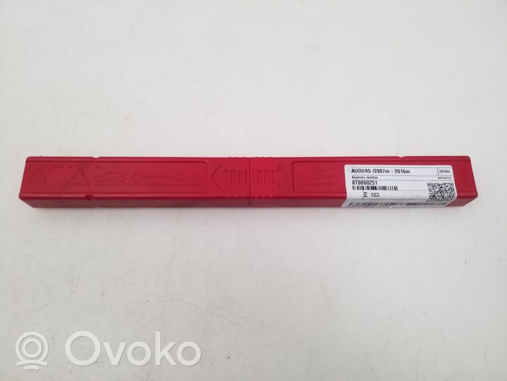 Audi A5 8T 8F Varoituskolmio 8T0860251