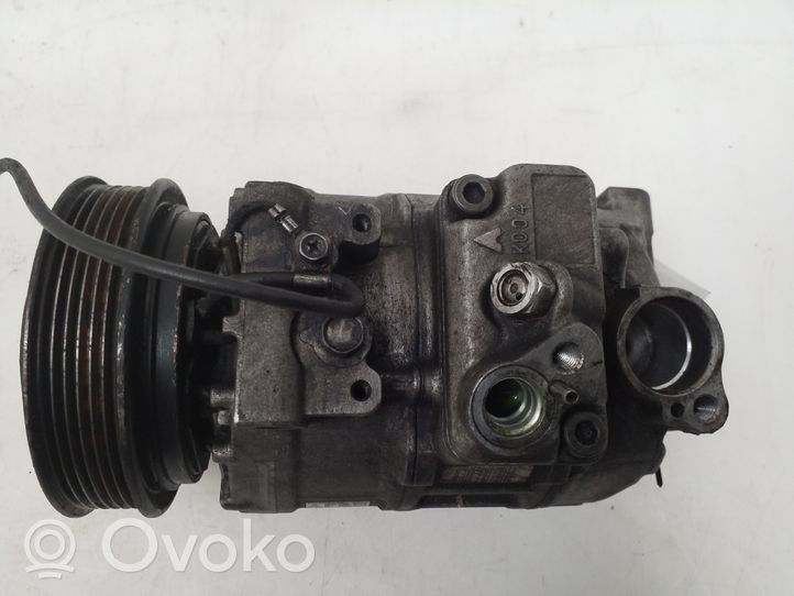 Audi A6 S6 C5 4B Ilmastointilaitteen kompressorin pumppu (A/C) 4B0260805B