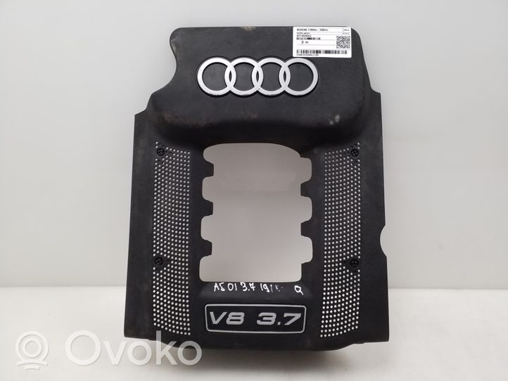 Audi A8 S8 D2 4D Variklio dangtis (apdaila) 077103935J