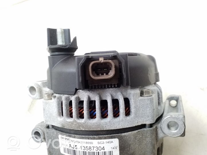 Opel Insignia B Generatore/alternatore 13587304