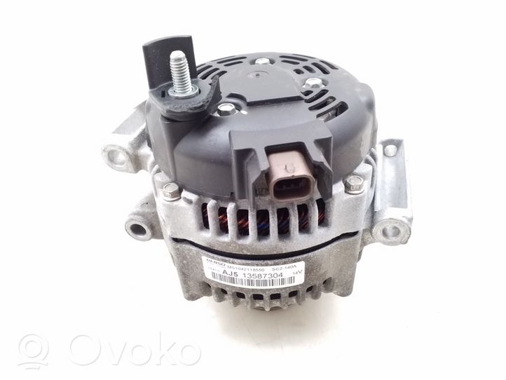 Opel Insignia B Generatore/alternatore 13587304