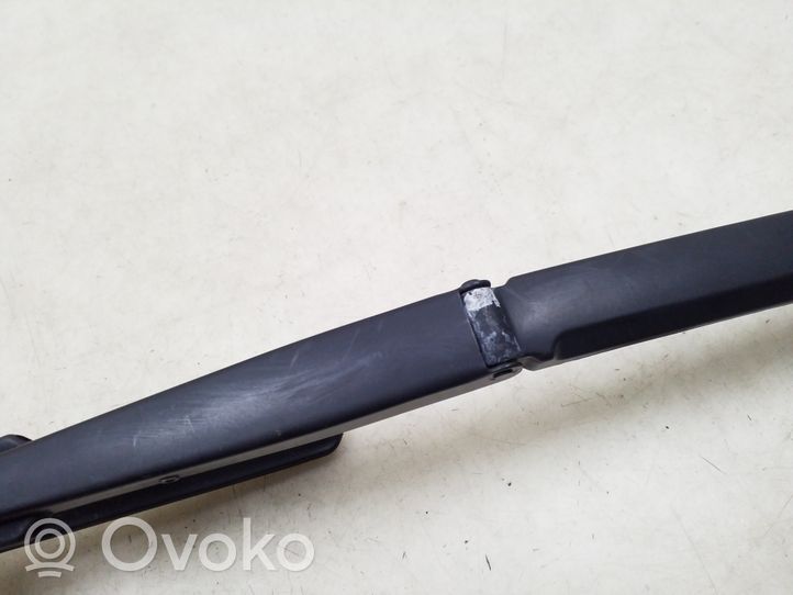 Infiniti FX Front wiper blade arm 