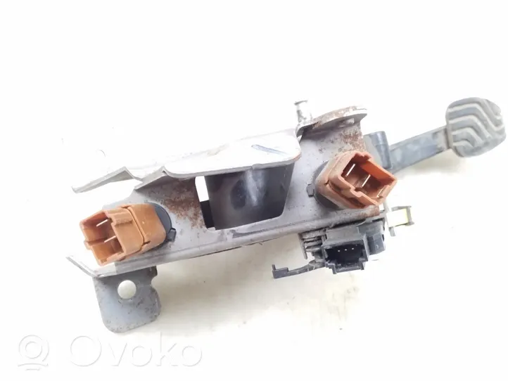 Nissan Qashqai Sankabos pedalas 465034208R