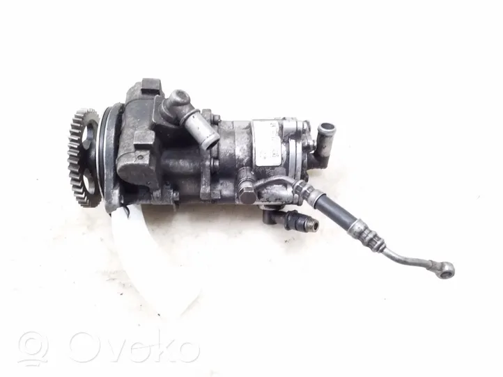 Volkswagen II LT Power steering pump 