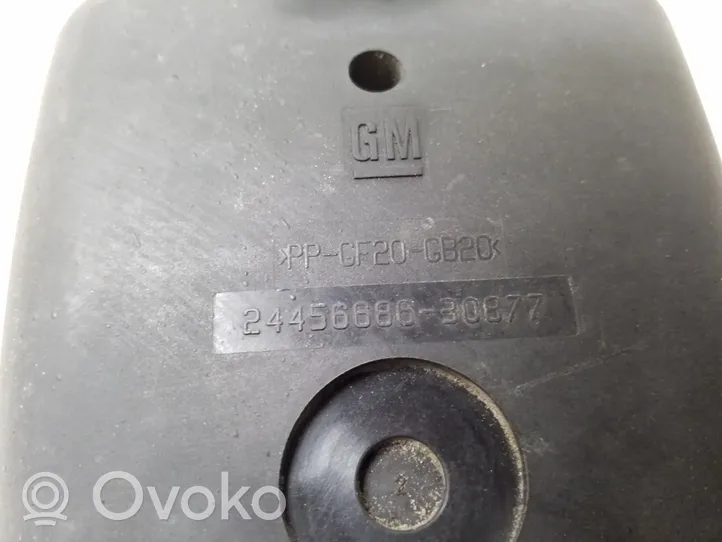 Opel Vectra C Kita variklio skyriaus detalė 24456686