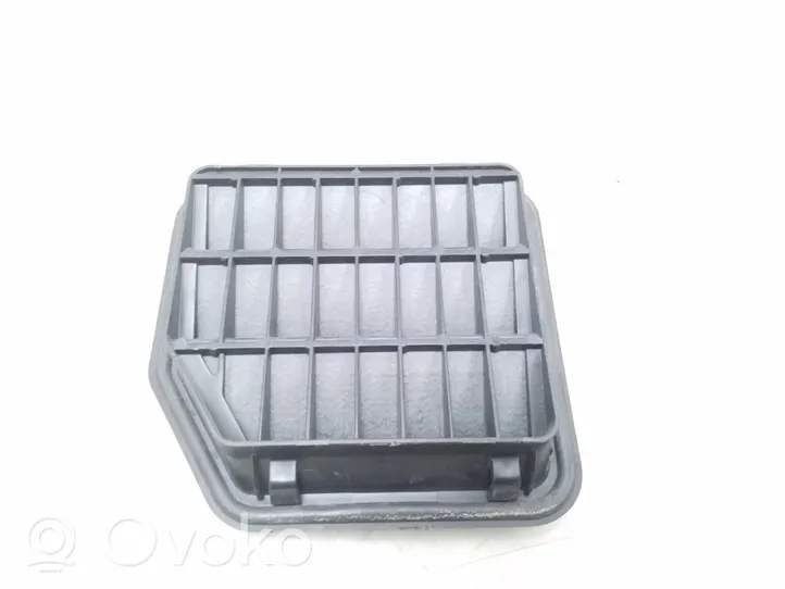 Volkswagen Golf V Grill / Wlot powietrza błotnika przedniego 1K0819466A