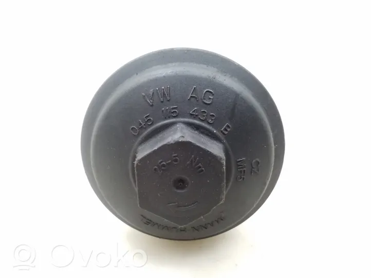 Volkswagen Golf V Coperchio del filtro dell’olio 045115433B