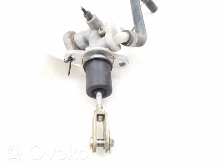 Nissan Pathfinder R51 Clutch master cylinder 