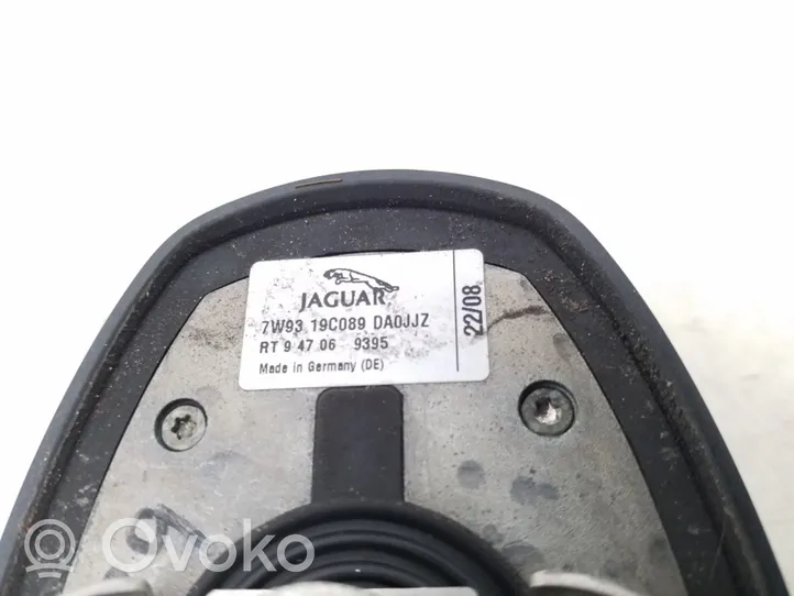 Jaguar XF X250 Antenna GPS 7W9319C089