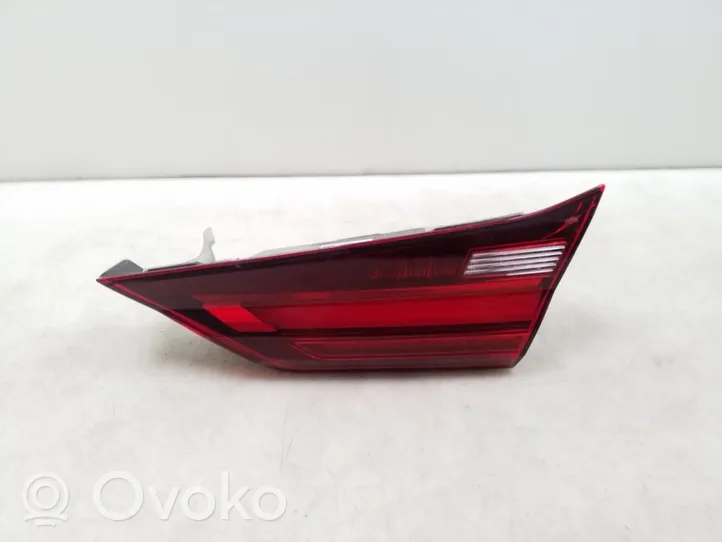 BMW 1 F40 Tailgate rear/tail lights 7450652