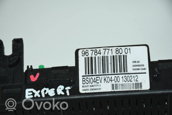 Peugeot Expert Drošinātāju kaste (komplekts) 9678477180