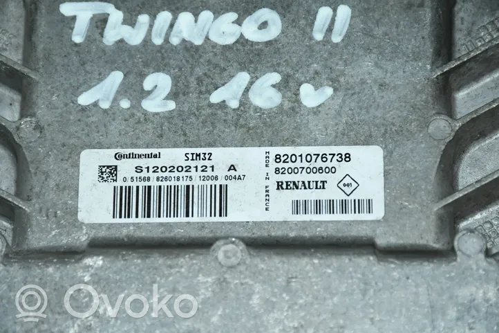 Renault Twingo II Sterownik / Moduł ECU 8201076738