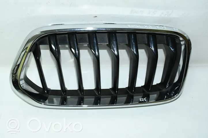 BMW X2 F39 Front grill 7424778