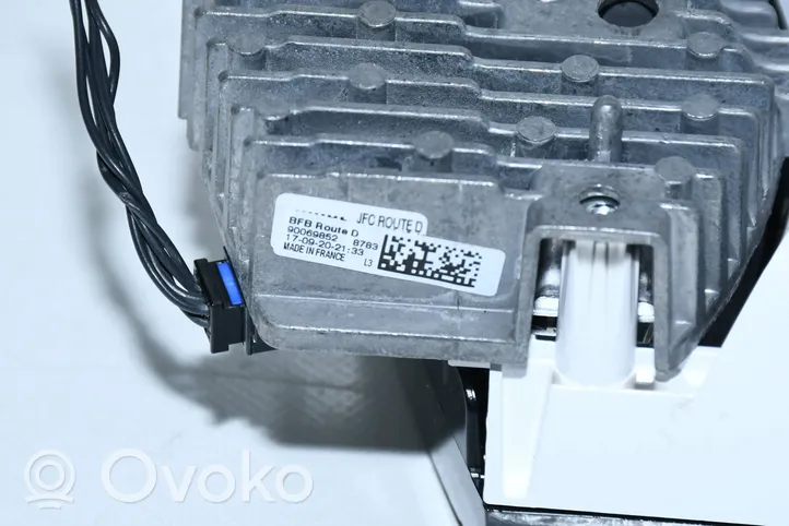 Renault Megane IV Moduł sterujący statecznikiem LED 90069852