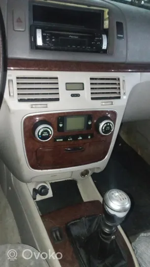Hyundai Elantra Panel klimatyzacji 