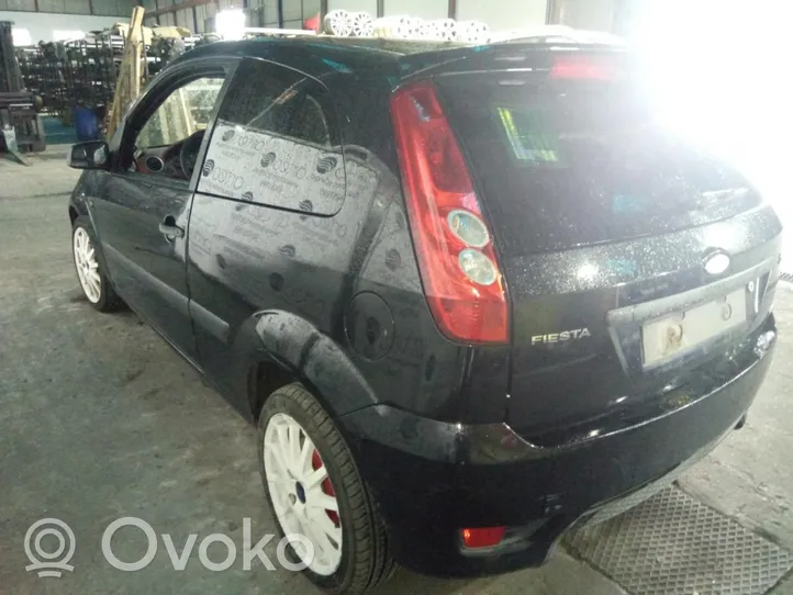 Ford Fiesta Spyna galinio dangčio 1499380