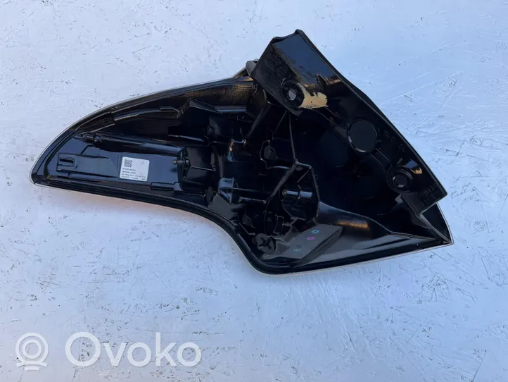 Toyota RAV 4 (XA40) Lampa zderzaka tylnego 81550-42201