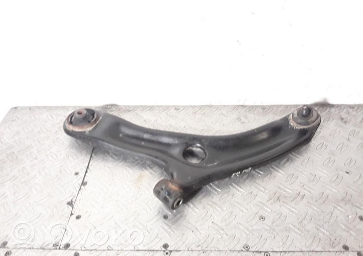 Hyundai i20 (PB PBT) Braccio di controllo sospensione anteriore inferiore/braccio oscillante 55001J500