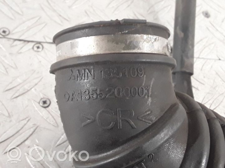 Mitsubishi Colt CZ3 Tube d'admission de tuyau de refroidisseur intermédiaire MN135109