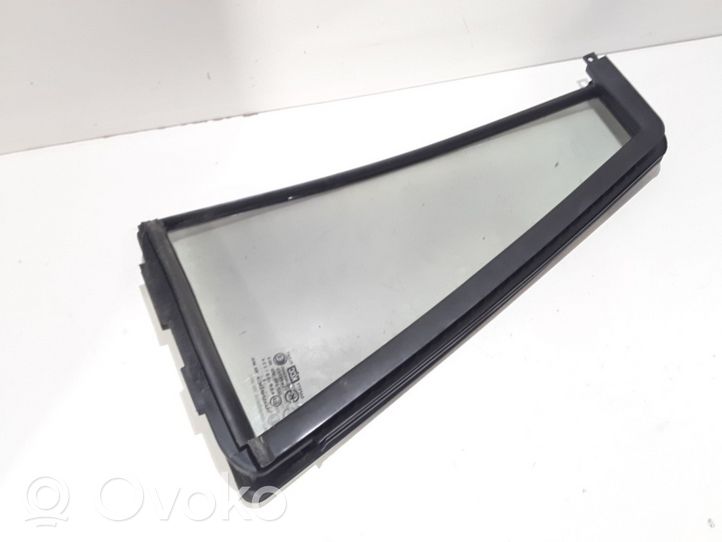 Hyundai Santa Fe Rear vent window glass 8354326000