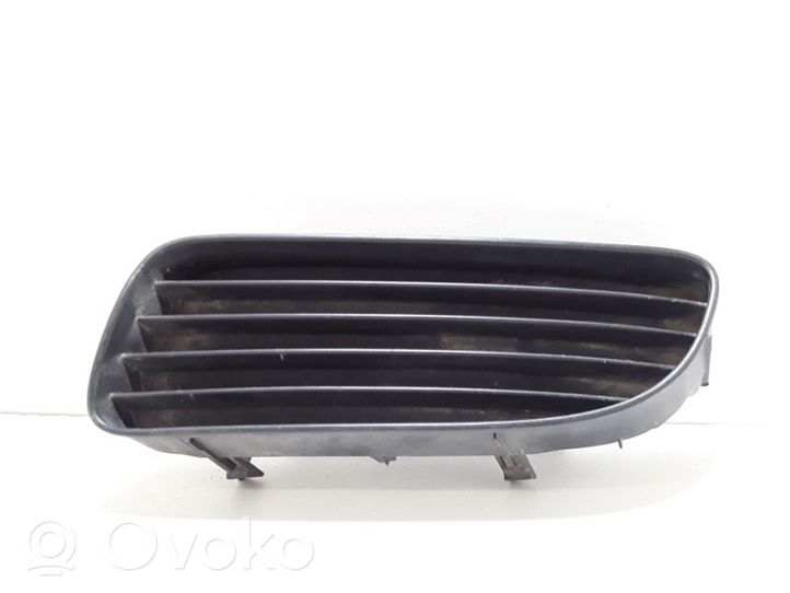 Seat Altea Kratka dolna zderzaka przedniego 8148212020