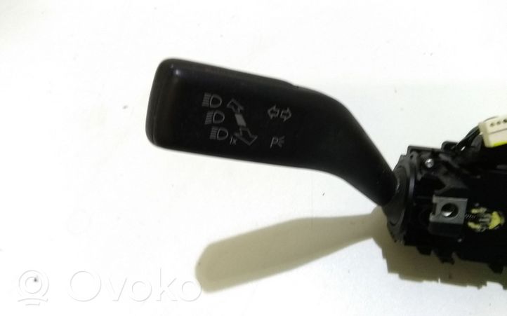 Volkswagen Golf VI Wiper turn signal indicator stalk/switch 5K0953507AS