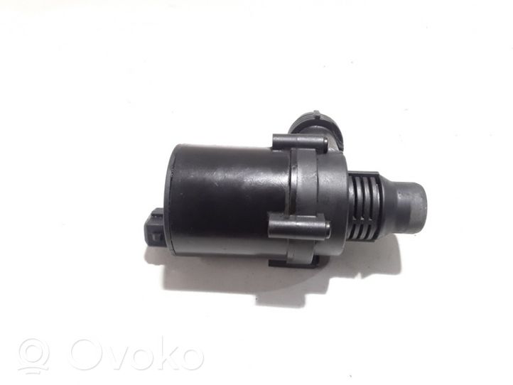 BMW 7 E65 E66 Water pump 70207803