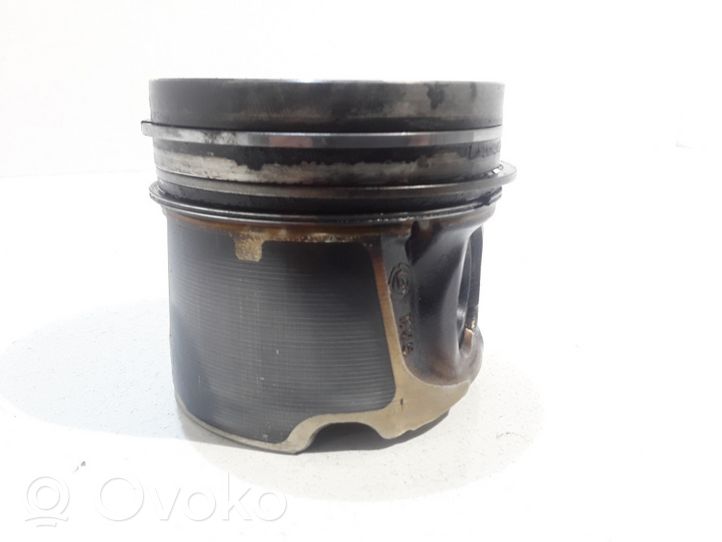 Nissan Qashqai Piston 