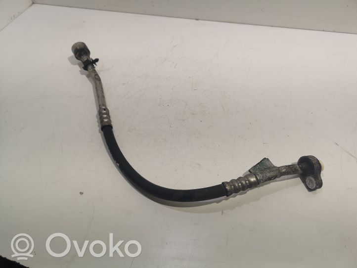 Ford Focus Air conditioning (A/C) pipe/hose 