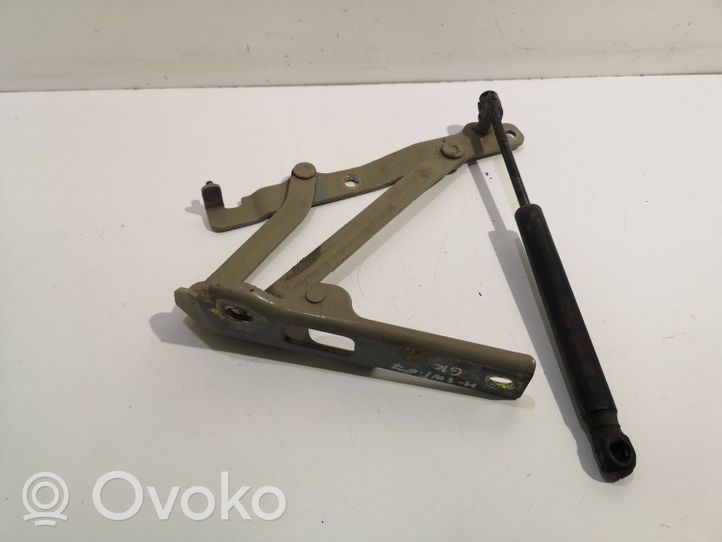 Hyundai Sonata Tailgate/trunk/boot hinge 