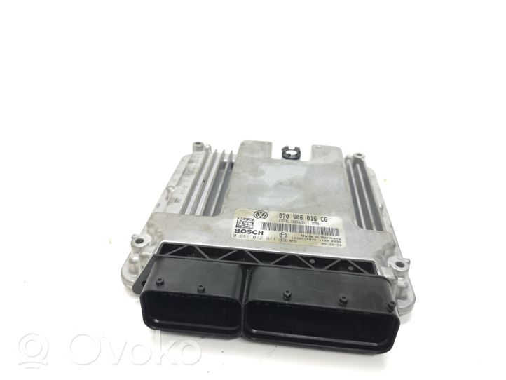 Volkswagen Transporter - Caravelle T5 Calculateur moteur ECU 070906016CG