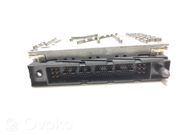 Volvo V70 Sterownik / Moduł ECU 0261206828