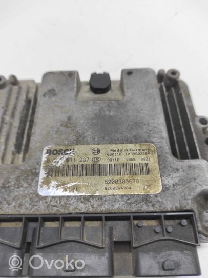 Nissan Primera Calculateur moteur ECU 8200305678