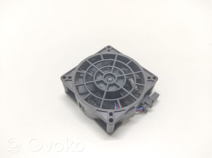 Volkswagen Phaeton Heater fan/blower 3D0963575