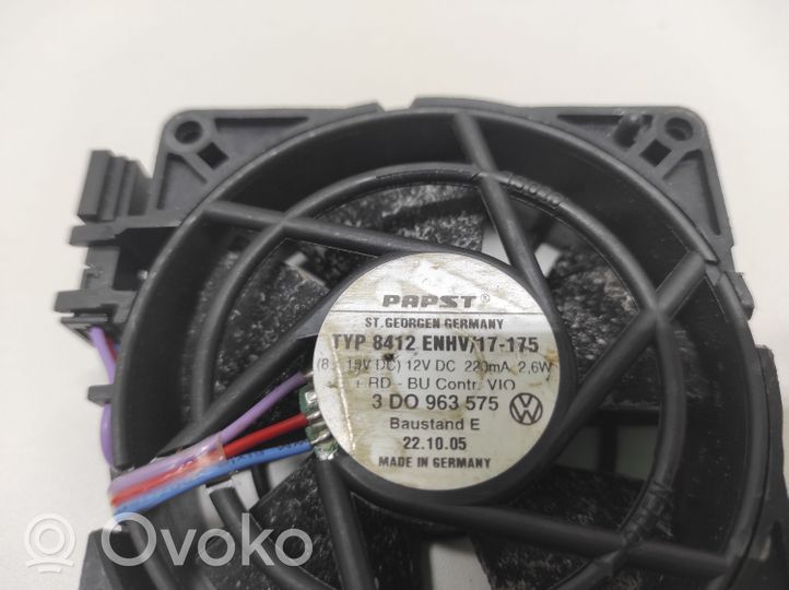 Volkswagen Phaeton Heater fan/blower 3D0963575