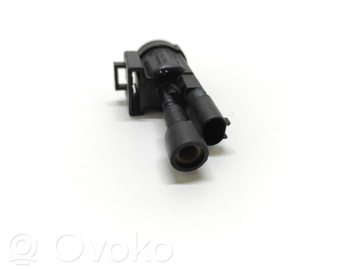 0025401497 Mercedes-Benz E W212 Turbo solenoid valve, 8.11 € | RRR