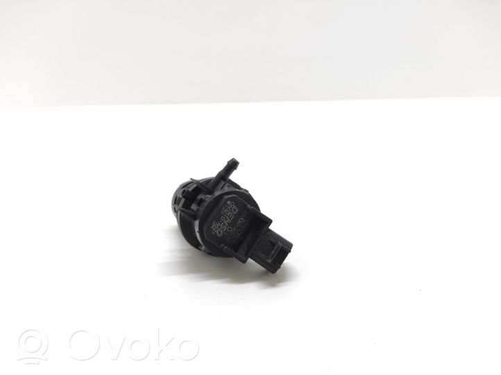 Toyota Prius (XW30) Windscreen/windshield washer pump 8533060180