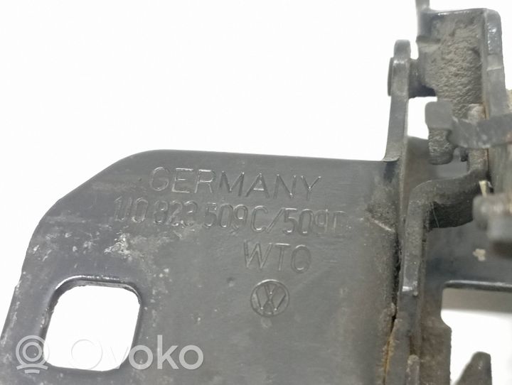 Volkswagen Bora Serrure de capot 1J0823509C