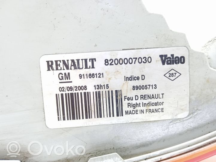 Renault Trafic I Clignotant avant 8200007030