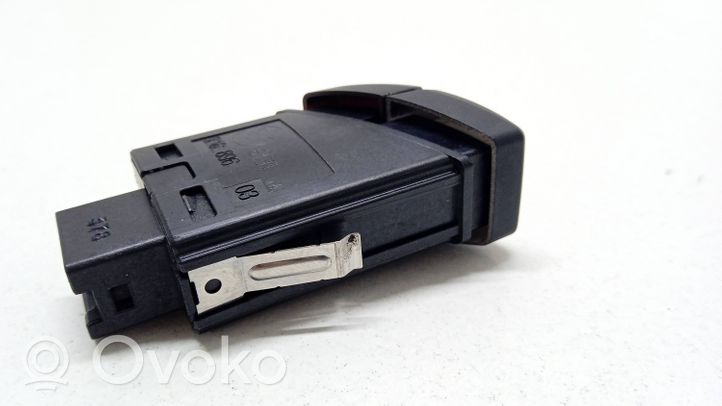 BMW 7 F01 F02 F03 F04 Hazard light switch 549576000