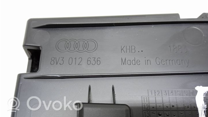 Audi A3 S3 8V Skrzynka narzędziowa 8V3012636