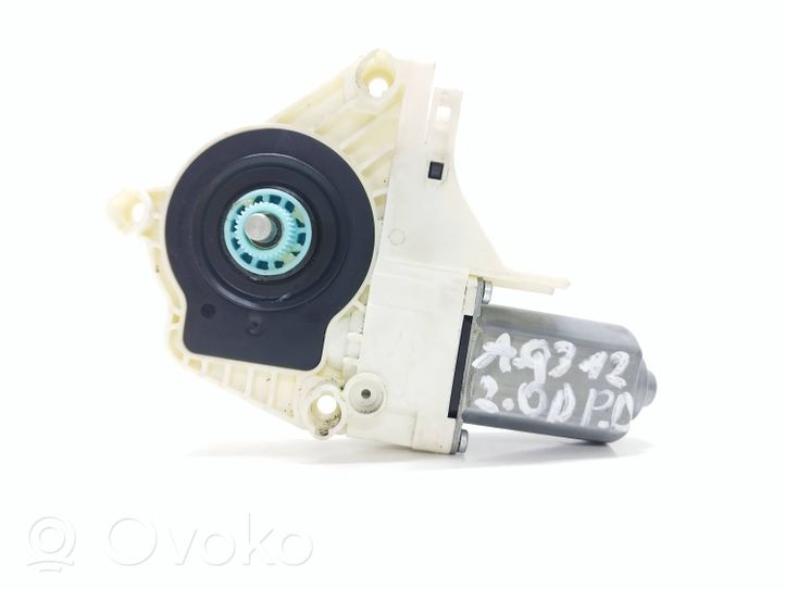 Audi Q3 8U Motorino alzacristalli della portiera anteriore 8K0959802B