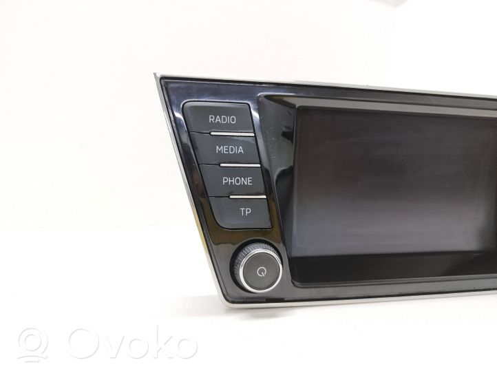 Skoda Fabia Mk3 (NJ) Panel / Radioodtwarzacz CD/DVD/GPS 6V0919604B