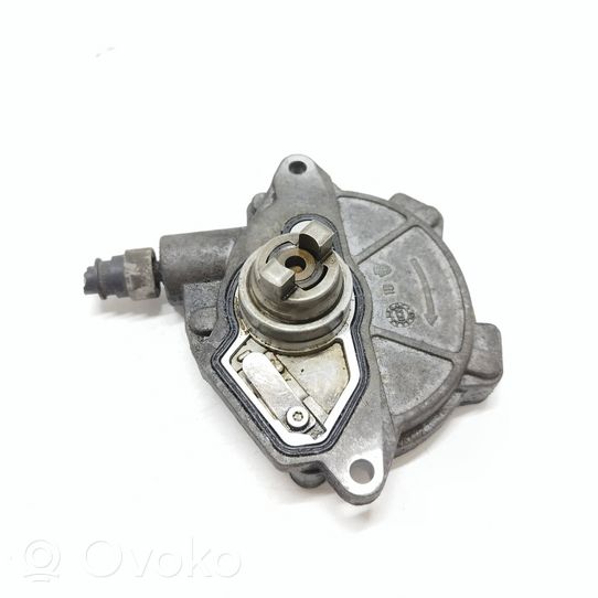 Mercedes-Benz A W169 Alipainepumppu A6402300365