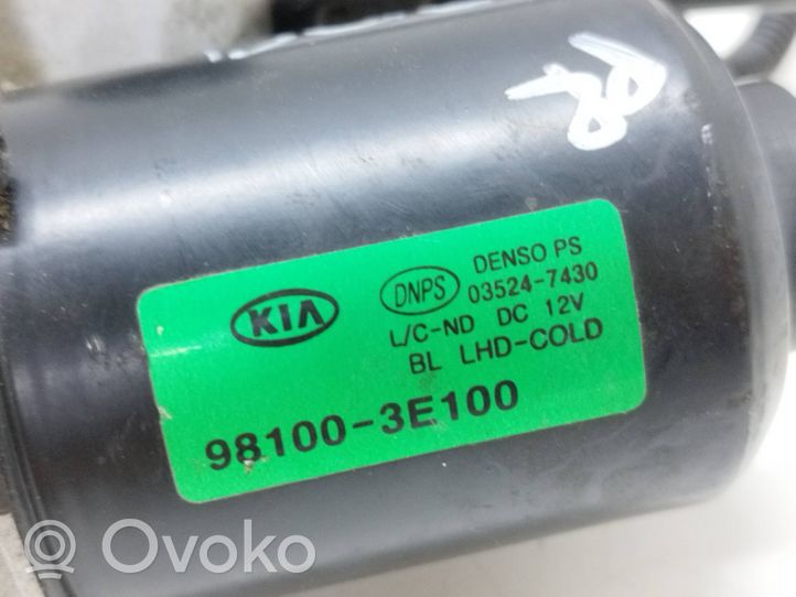 KIA Sorento Mechanizm i silniczek wycieraczek szyby przedniej / czołowej 981003E100