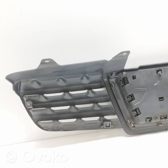 Nissan Qashqai+2 Grille calandre supérieure de pare-chocs avant 9693M4213